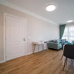 Sky Academic Lejlighed *