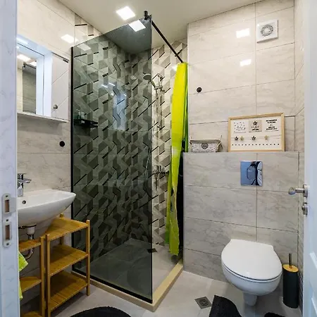 Sky Academic Daire Varna