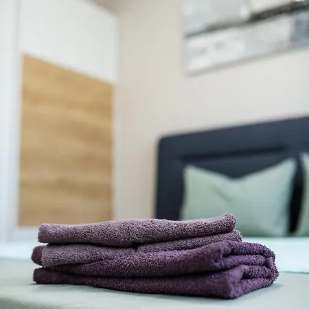 Sky Academic Apartament Varna